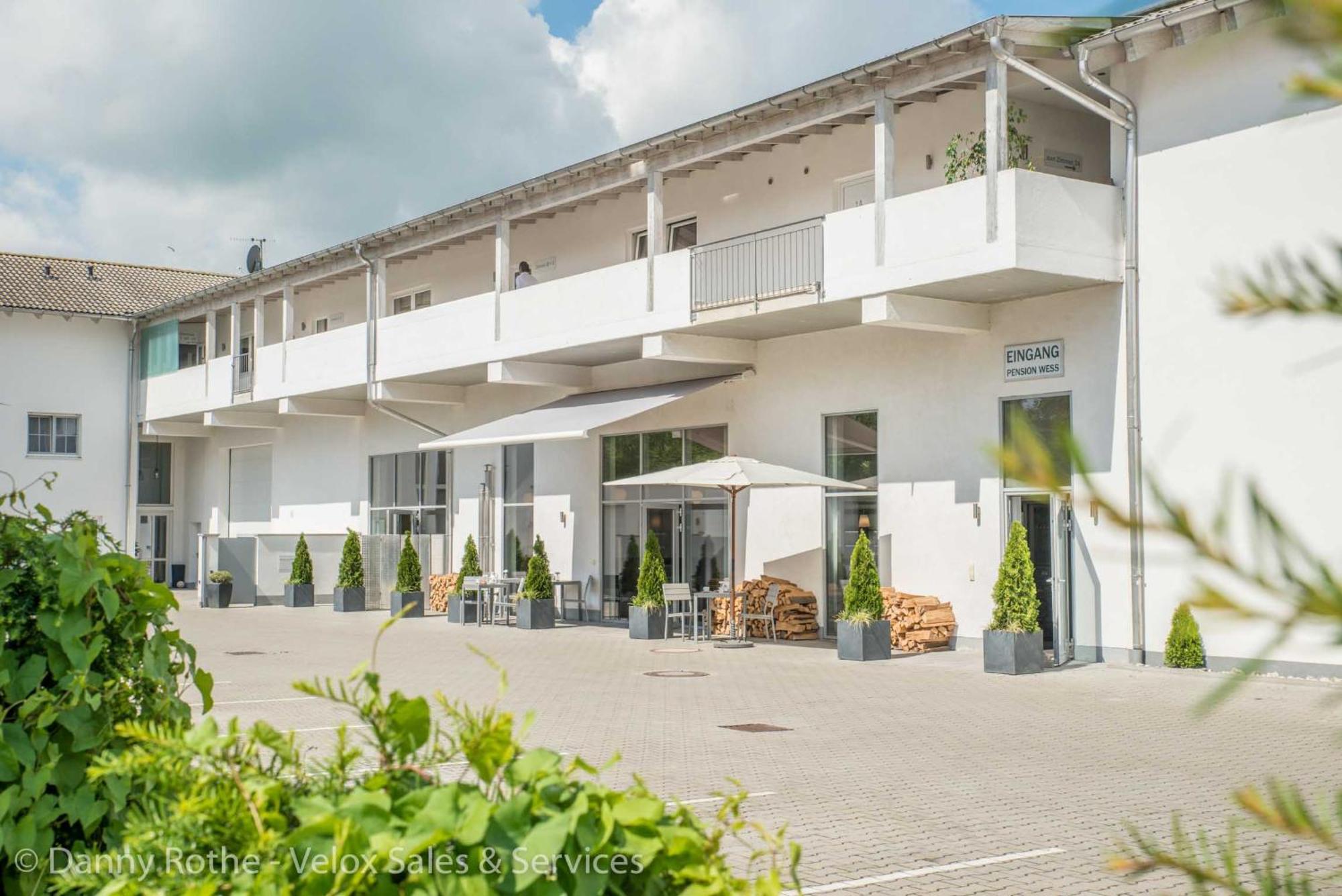 Pension Wess Neufinsing Buitenkant foto